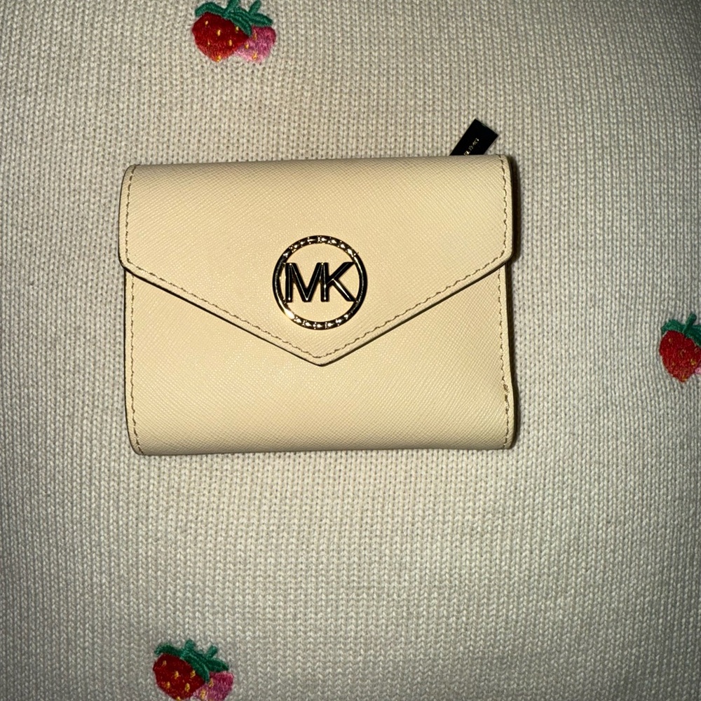 Michael Kors Greenwich Medium Envelope wallet